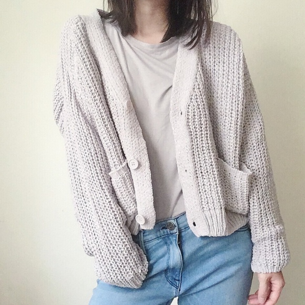 Oversized Light grey velvet cardigan